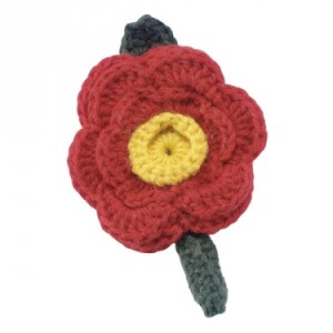 Rose knitted brooch Friends of the Earth.jpg